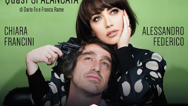 COPPIA APERTA QUASI SPALANCATA