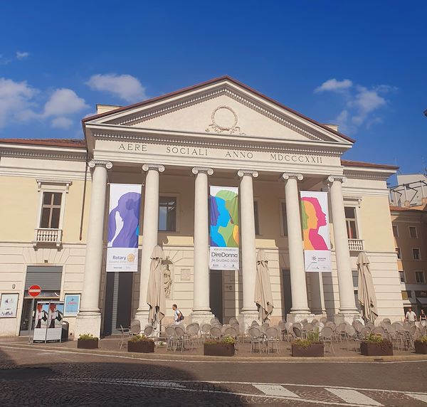 Dire Donna - XXXVIII CONGRESSO Rotary